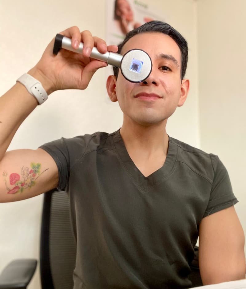 Sobre mi - Dermociencias - Dermatólogo en CDMX